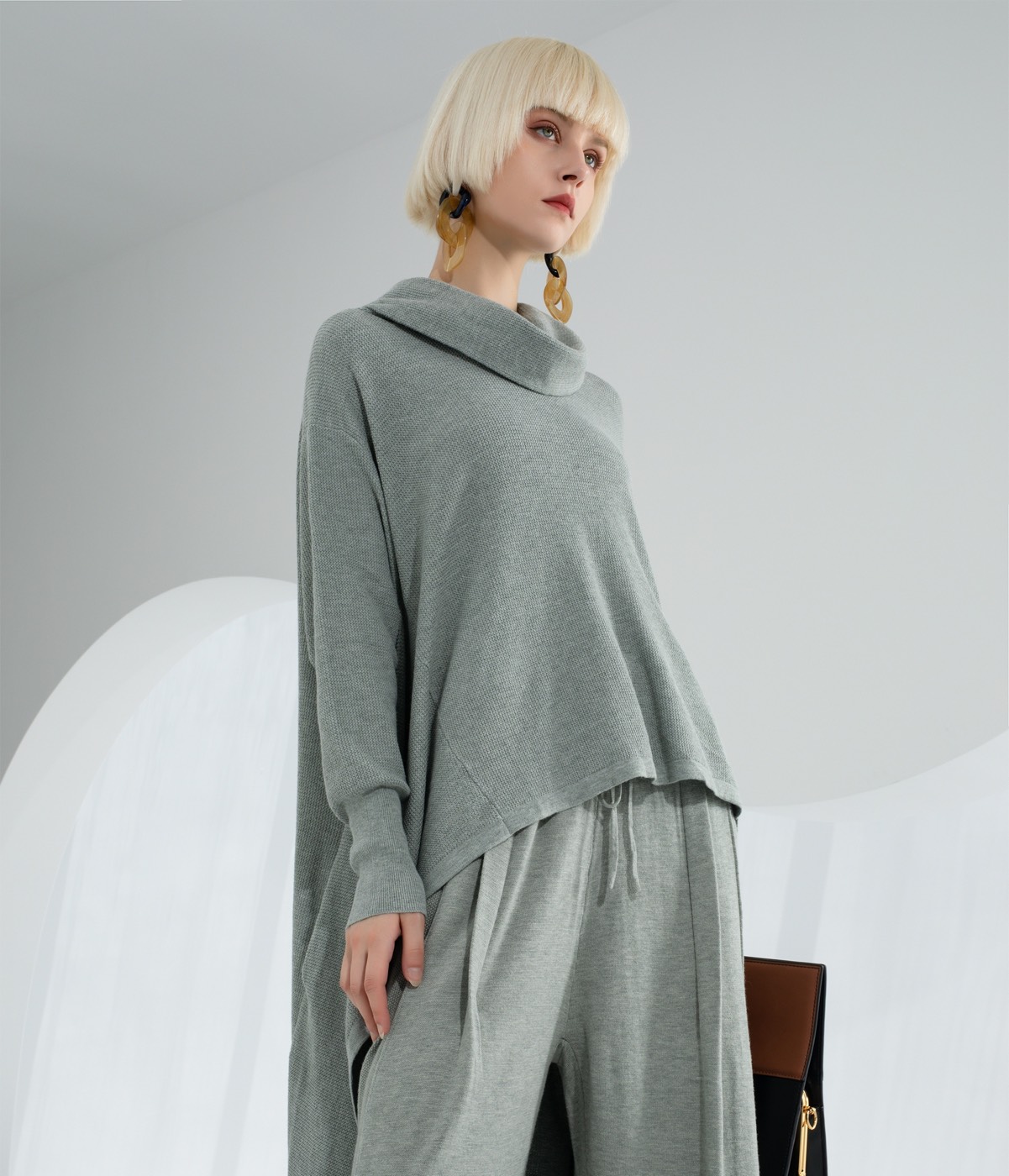 Style 22905, on a model, another colourway
