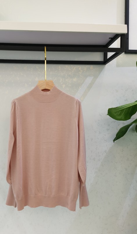Style 22915, on a hanger