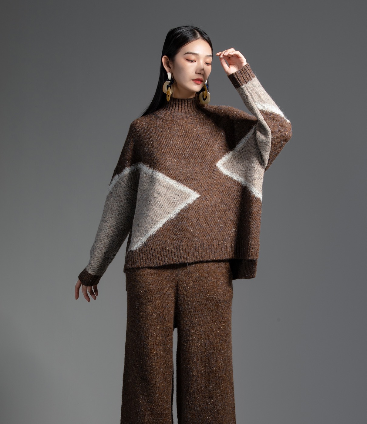 Style 22937, on a model, another colourway