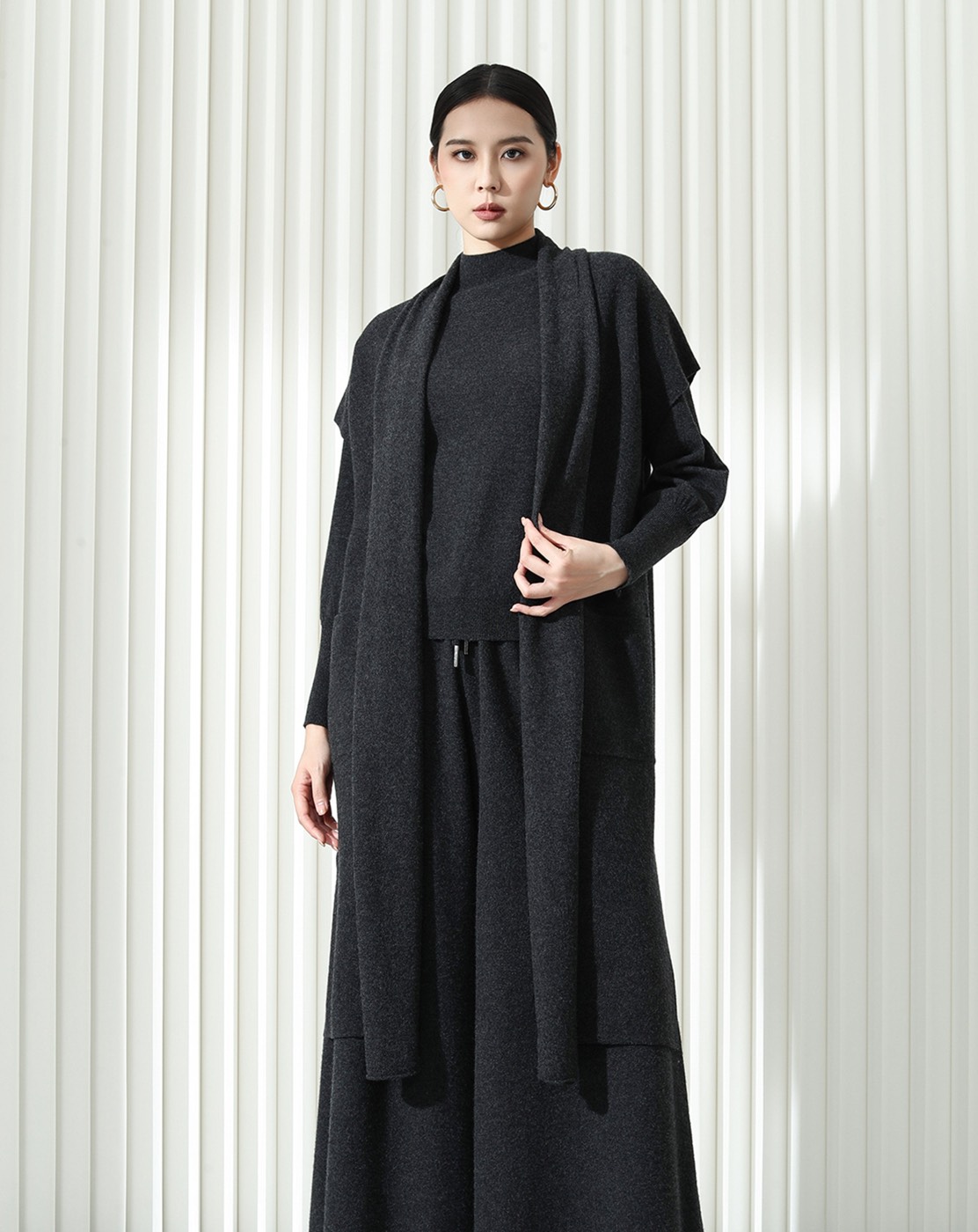 Style H51856, on a model, another colourway